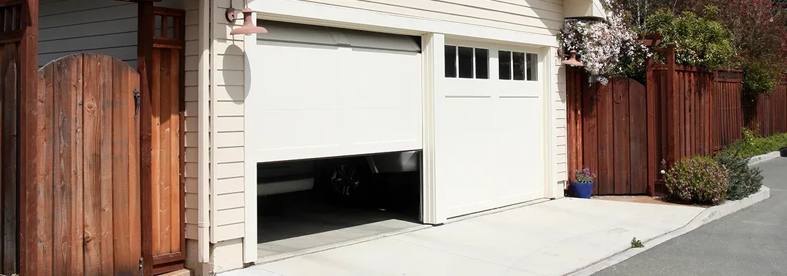 Repair Garage Door Won't Close Light Blinks in Glencairn Village, SK