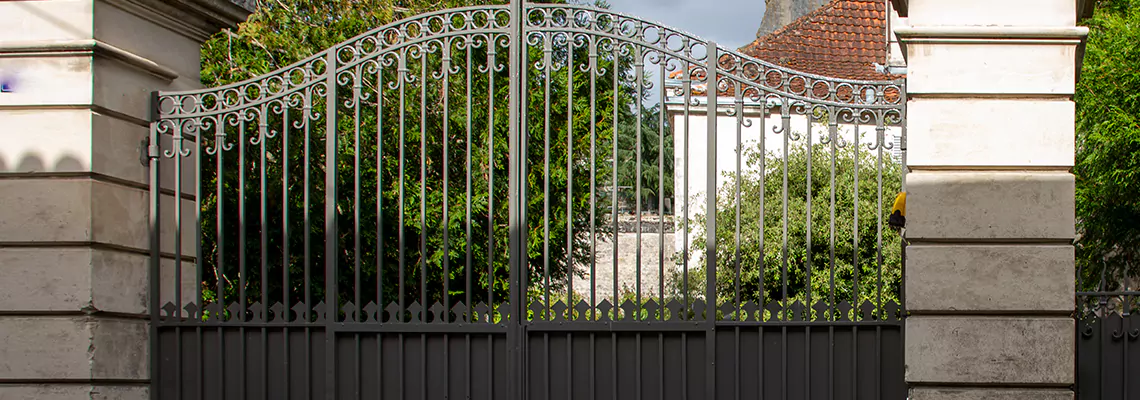 Wooden Swing Gate Repair in Greens on Gardiner, SK